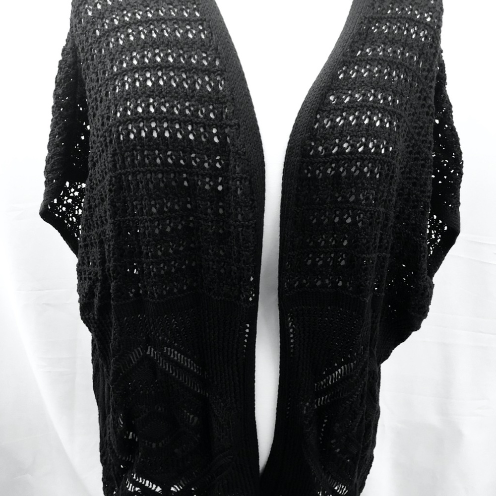 NWT BLACK LONG CROCHET SWEATER - GREAT DESIGN XXL